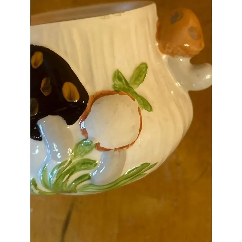 Vintage Arnels Mushroom Ceramic Creamer Sugar Bowl Salt Pepper Shaker Read (5008